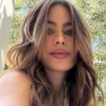 Sofía Vergara causa revuelo con foto en bikini desde su jardín