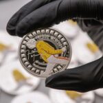 Nueva moneda rinde homenaje a Freddie Mercury y su rango de cuatro octavas
