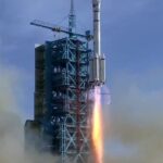 Nave espacial Shenzhou 22 despega para rescatar a astronautas varados en estación espacial