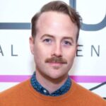 Fallece el actor de ‘El Lobo de Wall Street’ e influencer Bret Hanna-Shuford, a los 46 años tras un raro cáncer