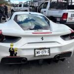 Detienen a funcionaria de Jalisco que emplacó un Ferrari robado en EU y requerido en Morelia