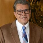 Ricardo Monreal pide a Morena permitir a diputados aspirantes a reelección permanecer en el cargo, sin solicitar licencia