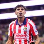 Ricardo Marín evita que Chivas extrañe a la ‘Hormiga’ González
